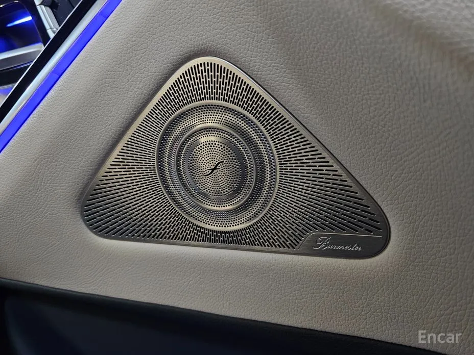 Фото 8 - Mercedes-Benz S-Class