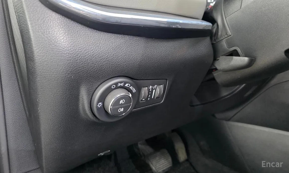 Фото 17 - Jeep Compass