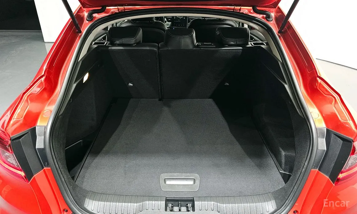 Фото 20 - Renault XM3