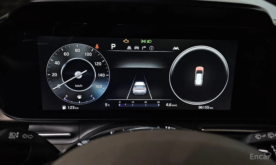 Photo 8 - Kia Carnival