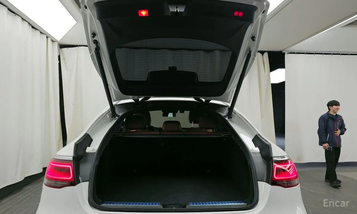 Фото 20 - Mercedes-Benz GLC-Class