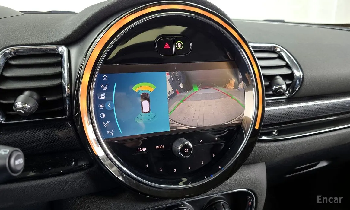 Фото 15 - Mini Clubman