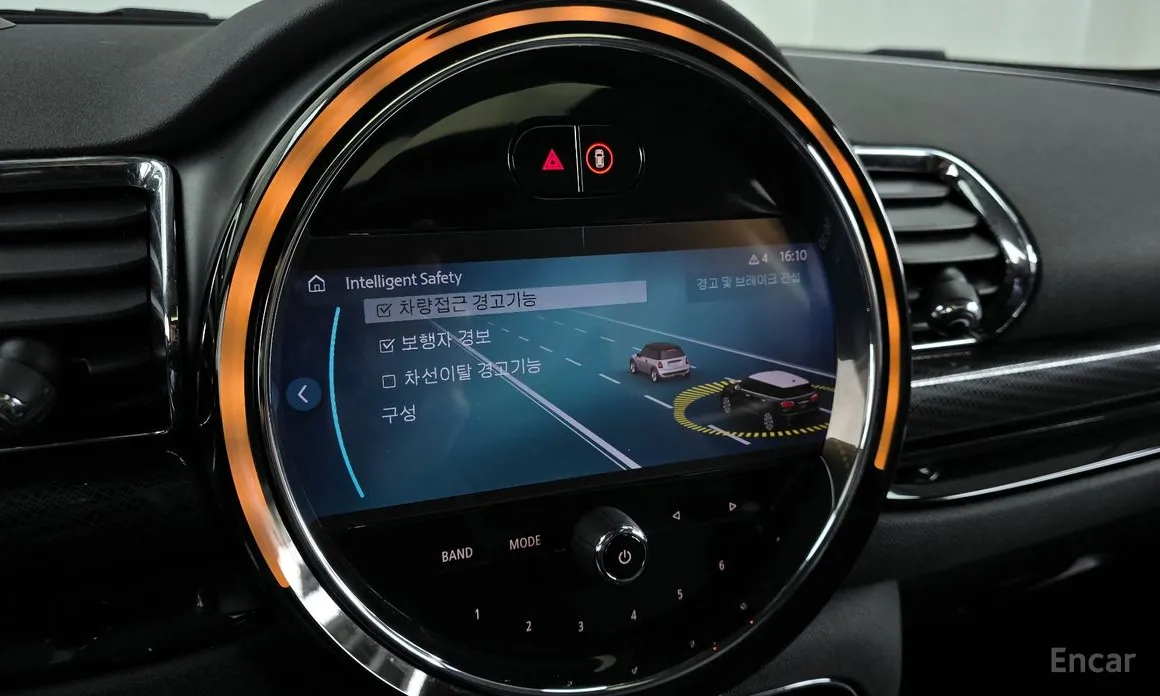 Фото 16 - Mini Clubman