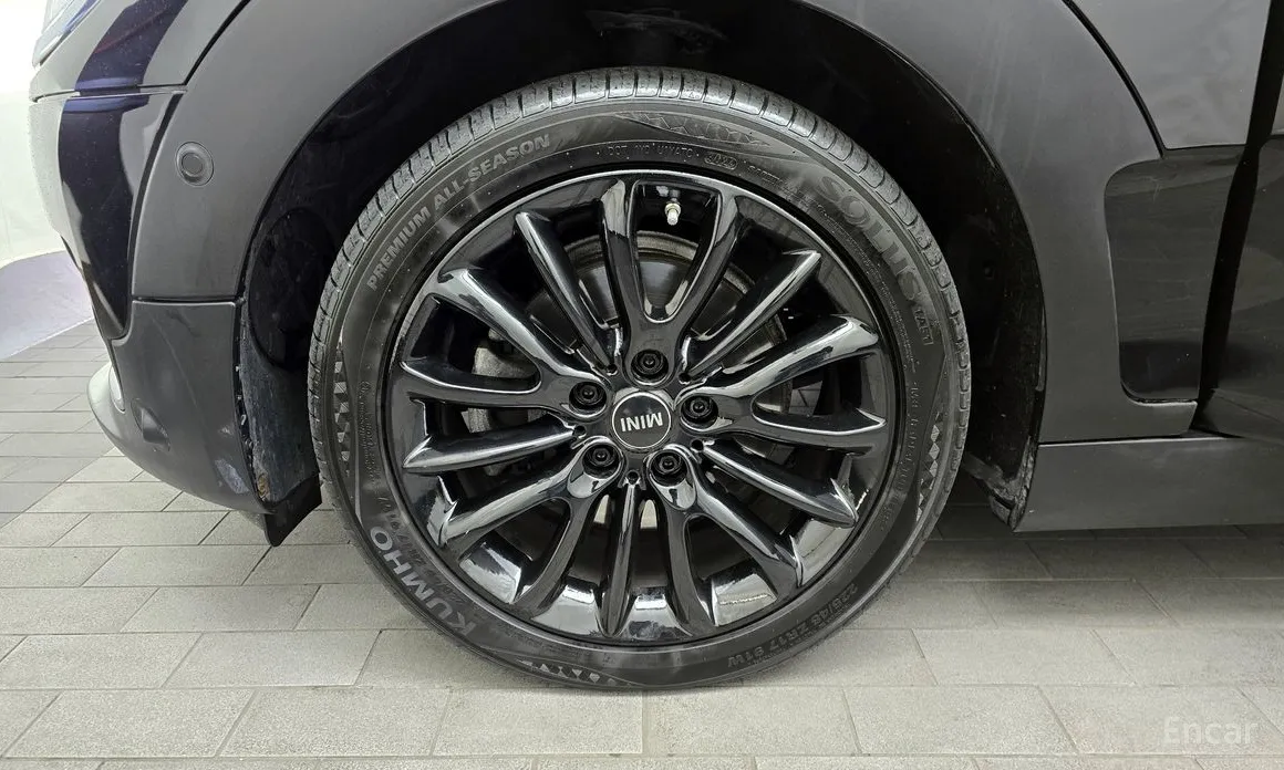 Фото 5 - Mini Clubman