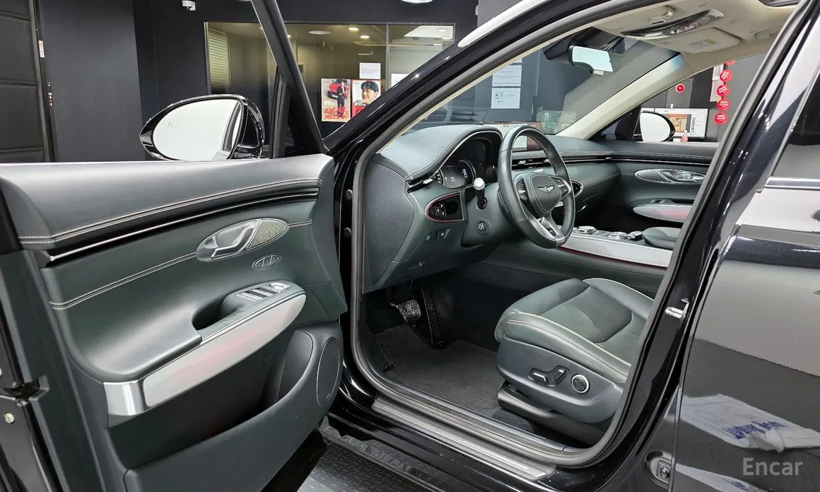 Фото 11 - Genesis GV70