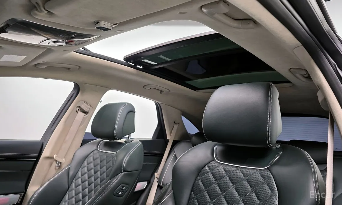 Фото 19 - Genesis GV70