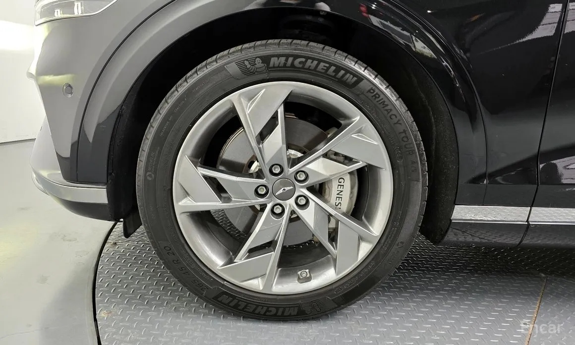 Фото 5 - Genesis GV70