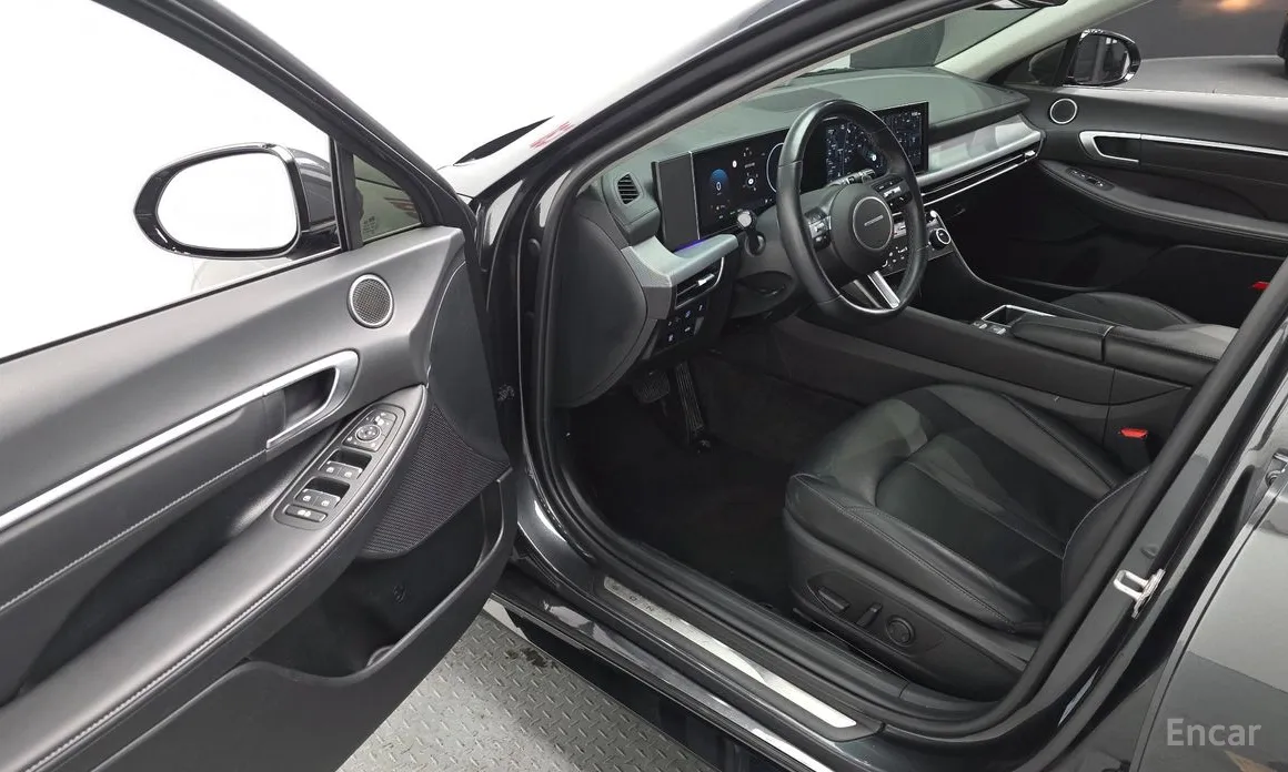 Фото 11 - Hyundai Sonata