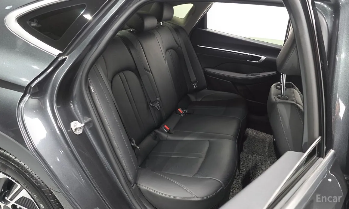 Фото 12 - Hyundai Sonata