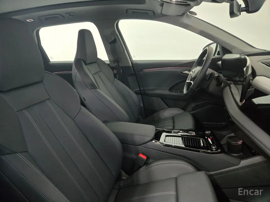 Фото 10 - Audi Q6 e-tron