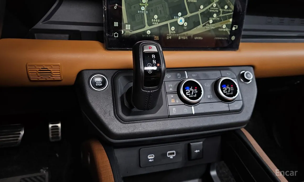 Фото 9 - Land Rover Defender