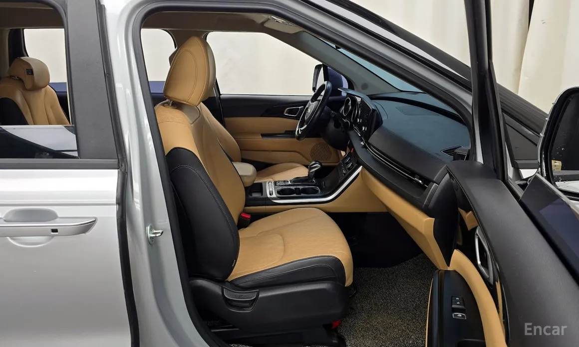 Фото 11 - Kia Carnival