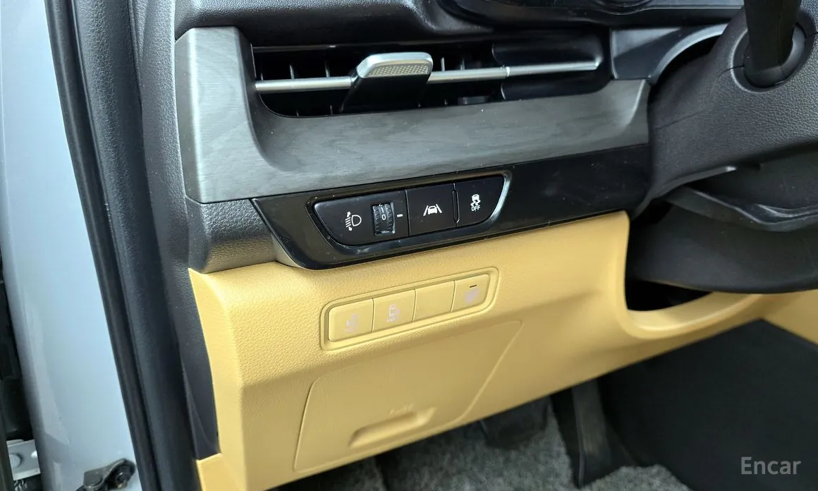 Фото 18 - Kia Carnival