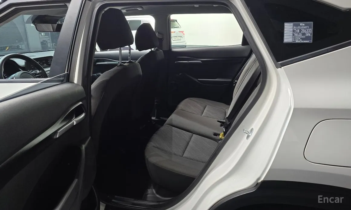 Фото 11 - Kia Seltos