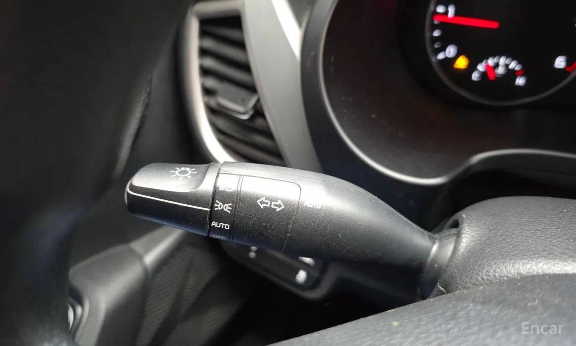 Фото 16 - Kia Seltos