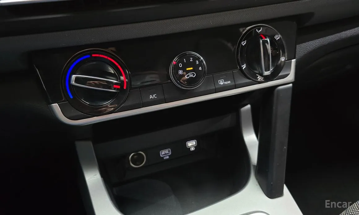 Фото 18 - Kia Seltos