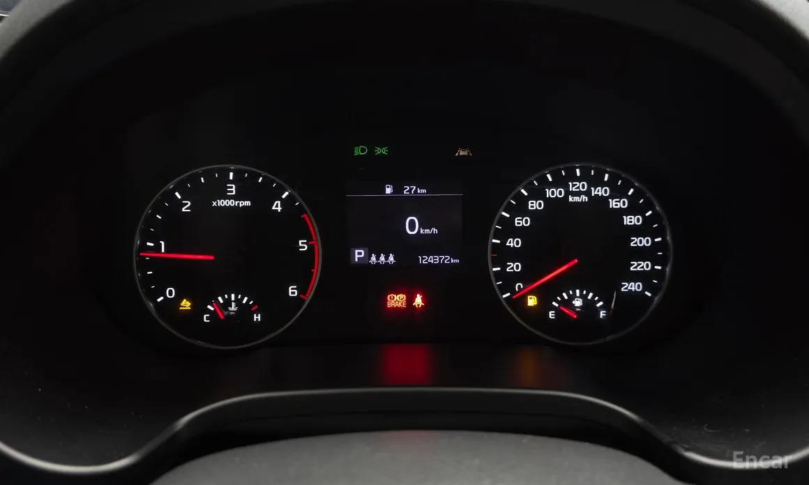 Фото 8 - Kia Seltos