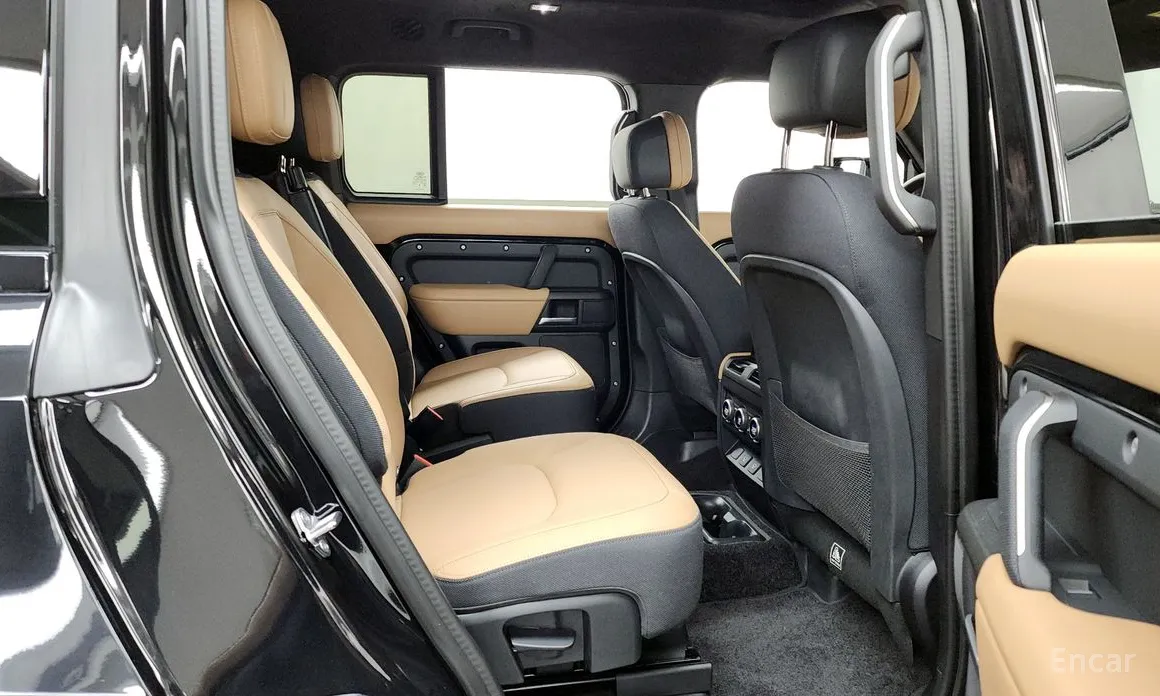 Фото 12 - Land Rover Defender