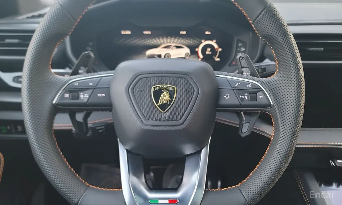 Фото 12 - Lamborghini Urus