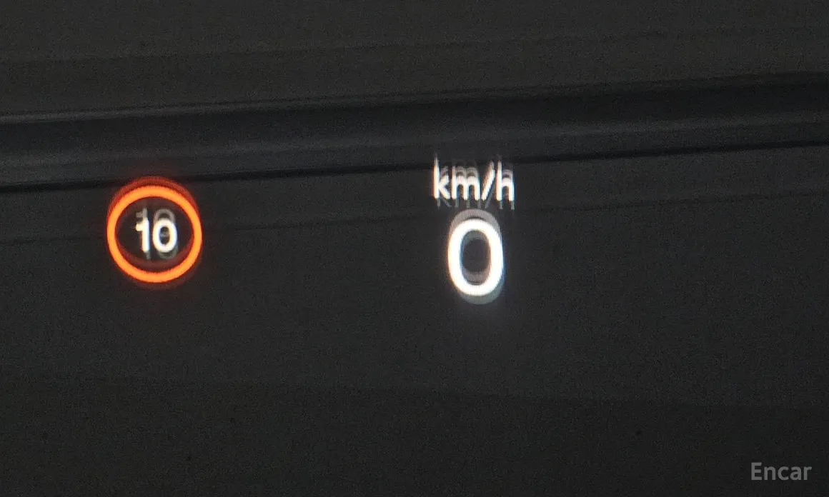 Фото 14 - Polestar 4