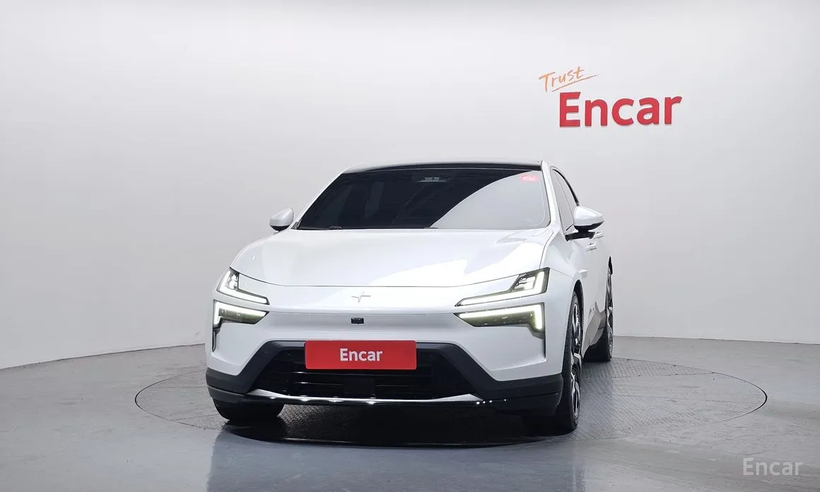 Фото 3 - Polestar 4