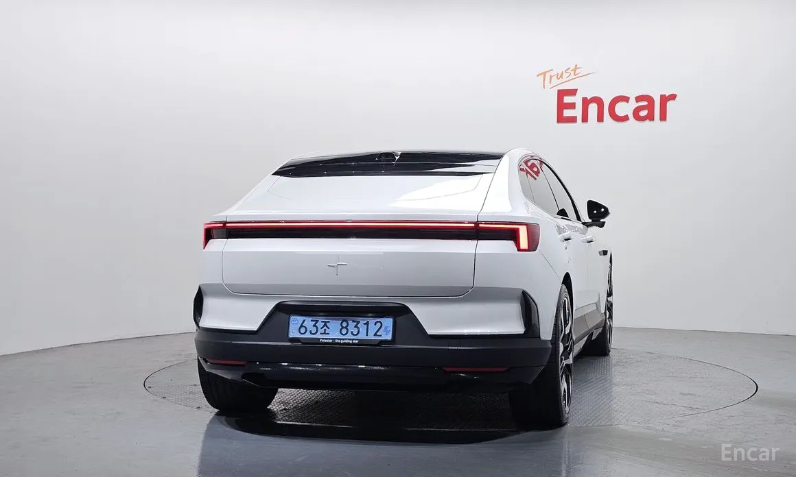 Фото 4 - Polestar 4