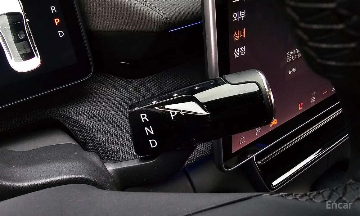 Фото 9 - Polestar 4