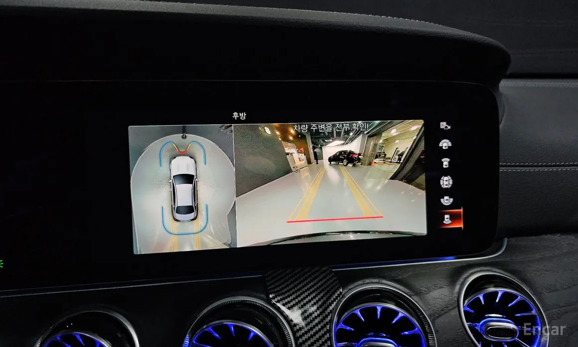 Фото 15 - Mercedes-Benz E-Class