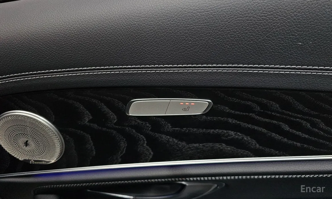 Фото 18 - Mercedes-Benz E-Class