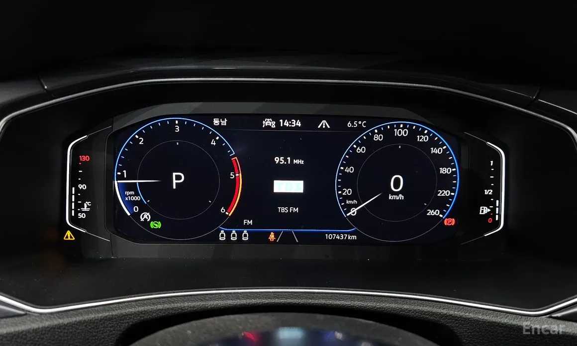 Фото 8 - Volkswagen T-Roc