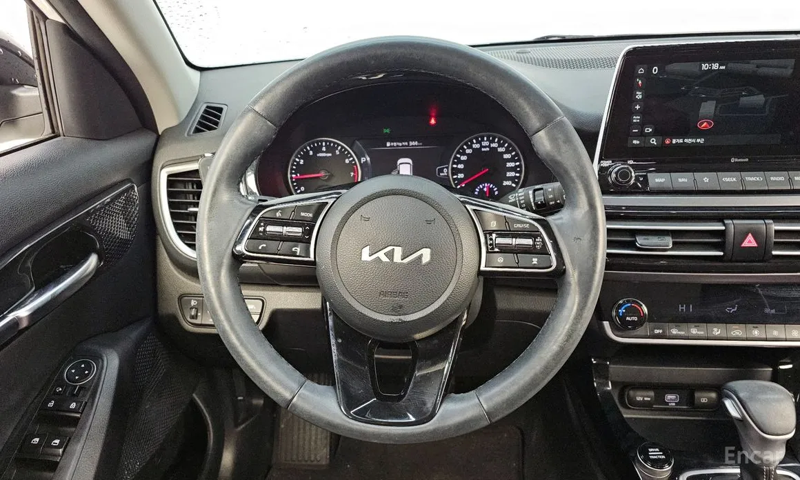 Photo 13 - Kia Seltos