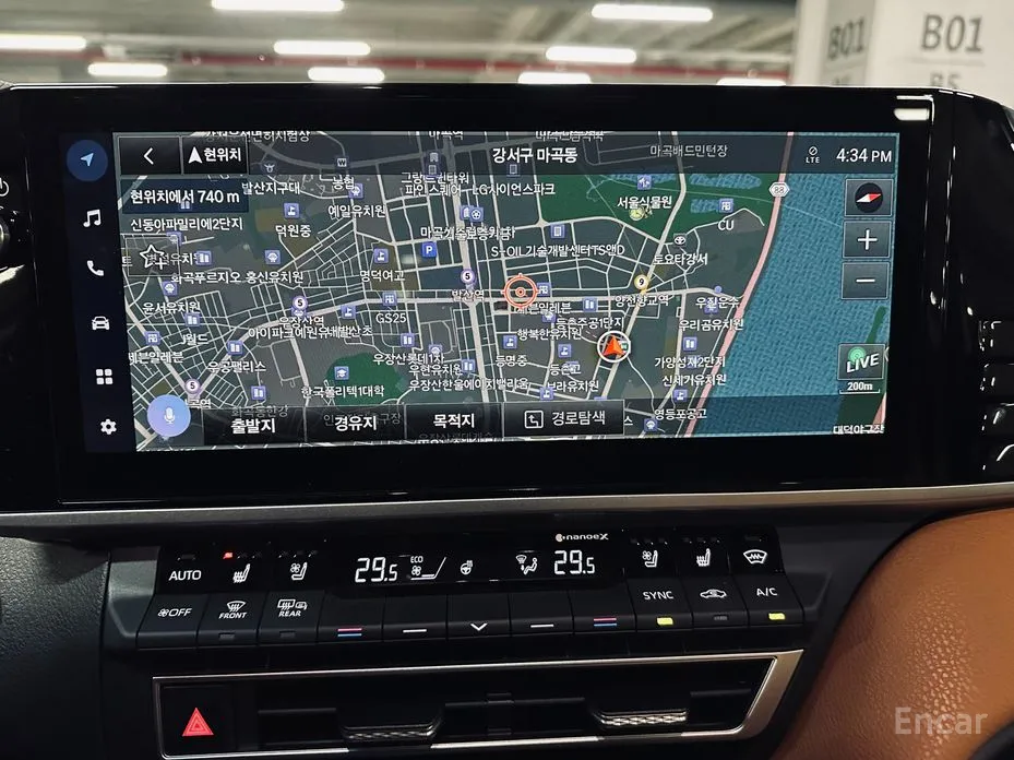 Фото 14 - Toyota Camry