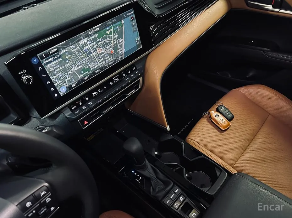 Фото 6 - Toyota Camry