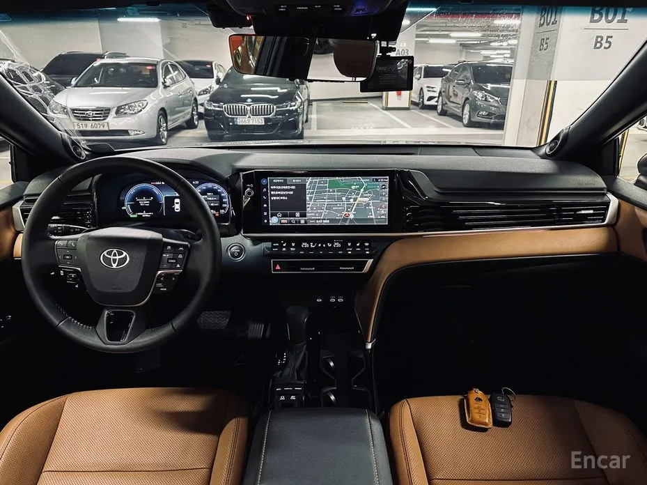 Фото 7 - Toyota Camry