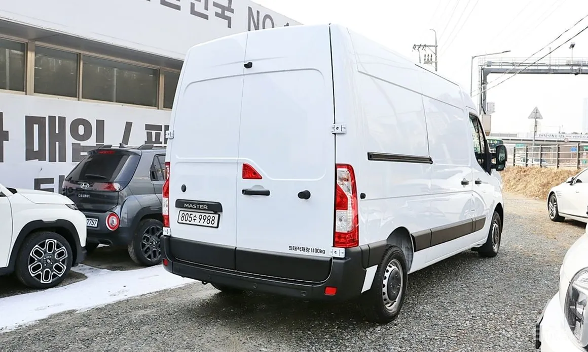 Фото 4 - Renault Master