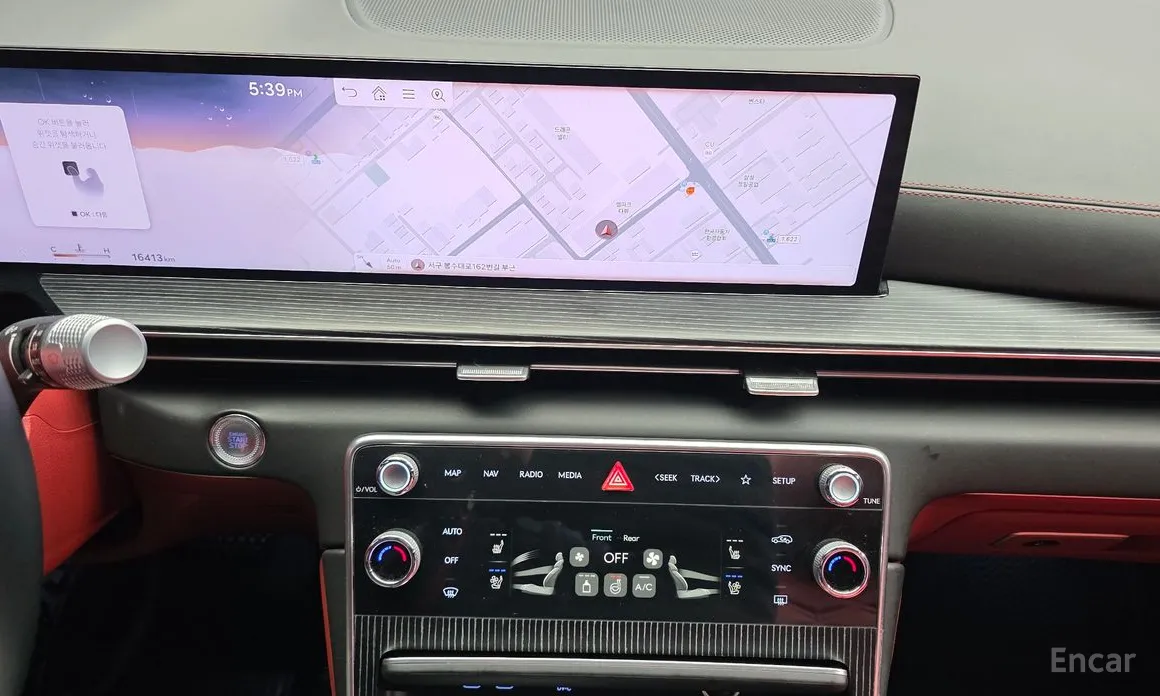 Фото 14 - Genesis GV80