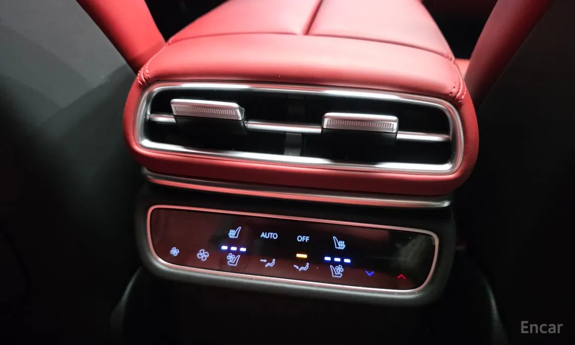 Фото 19 - Genesis GV80