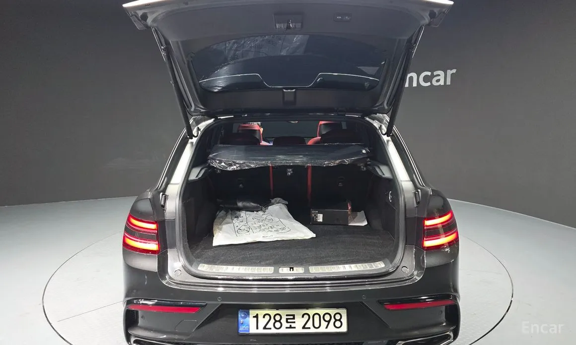 Фото 20 - Genesis GV80