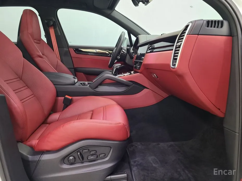 Porsche Cayenne 2019 3.0 PLATINUM EDITION