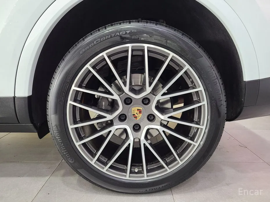 Porsche Cayenne 2019 3.0 PLATINUM EDITION
