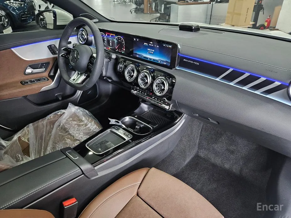 Фото 13 - Mercedes-Benz CLA-Class