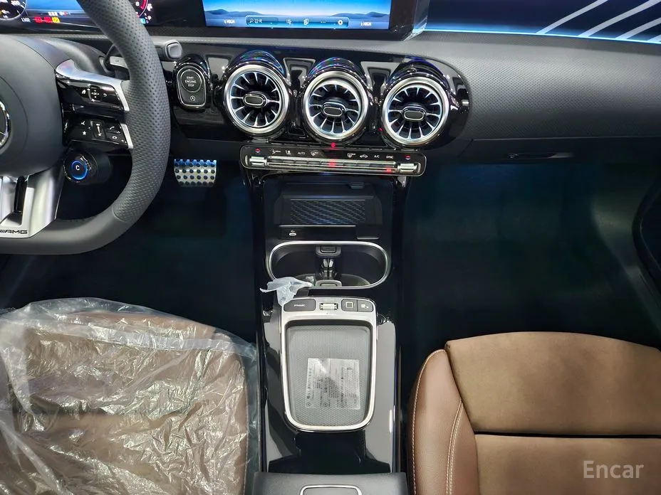 Фото 9 - Mercedes-Benz CLA-Class