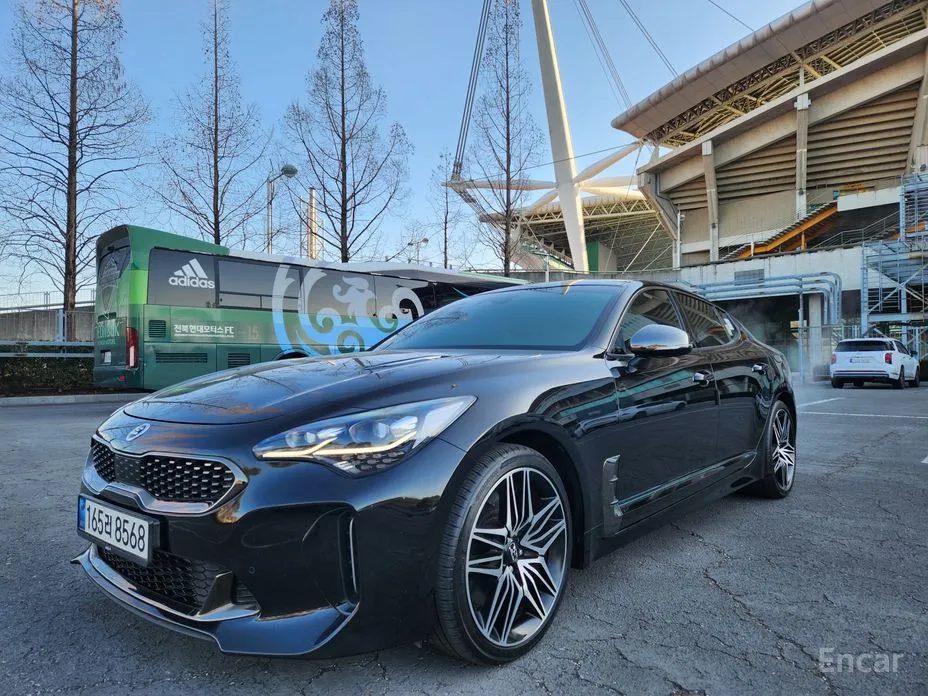 Фото 6 - Kia Stinger