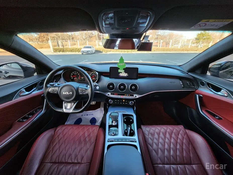 Фото 9 - Kia Stinger