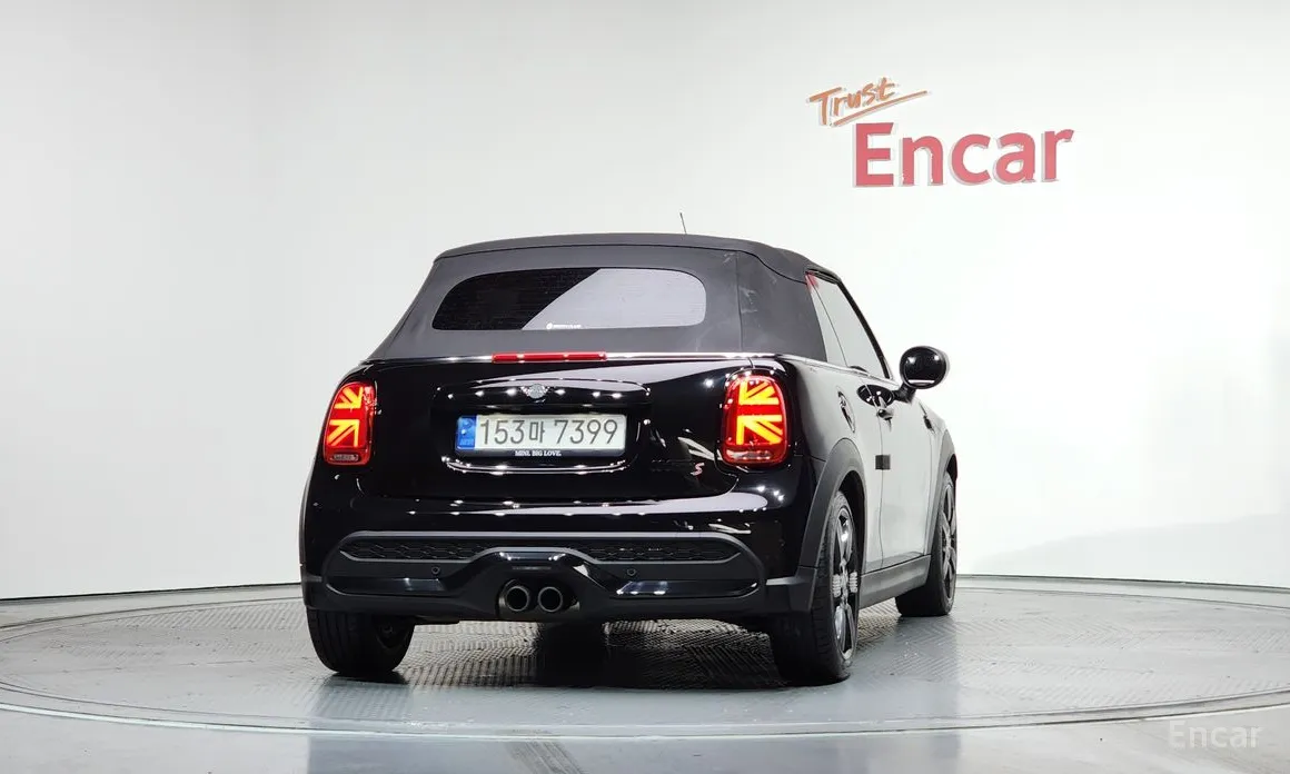 Фото 4 - Mini Cooper Convertible