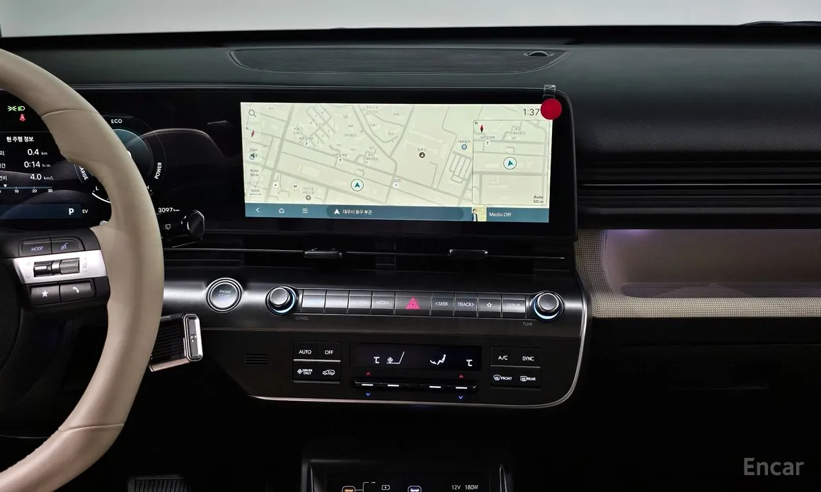 Фото 14 - Hyundai Kona