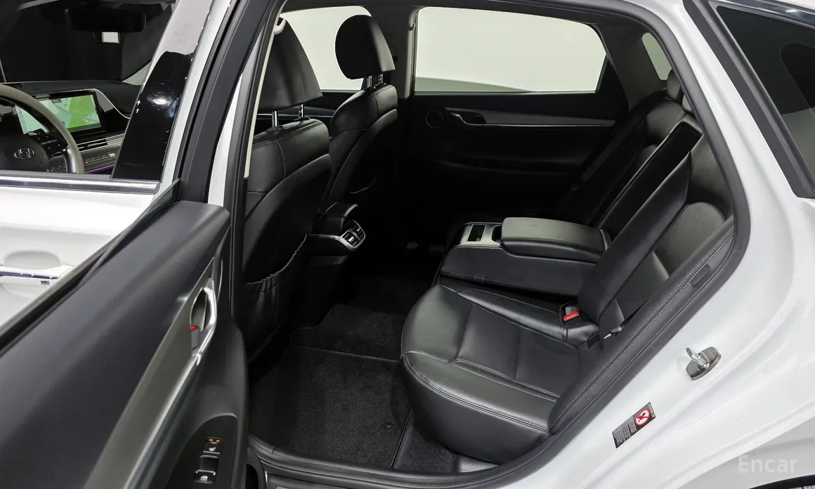 Фото 20 - Hyundai Grandeur