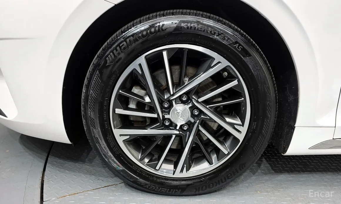 Фото 5 - Hyundai Grandeur