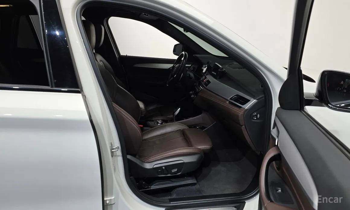 Фото 11 - BMW X1