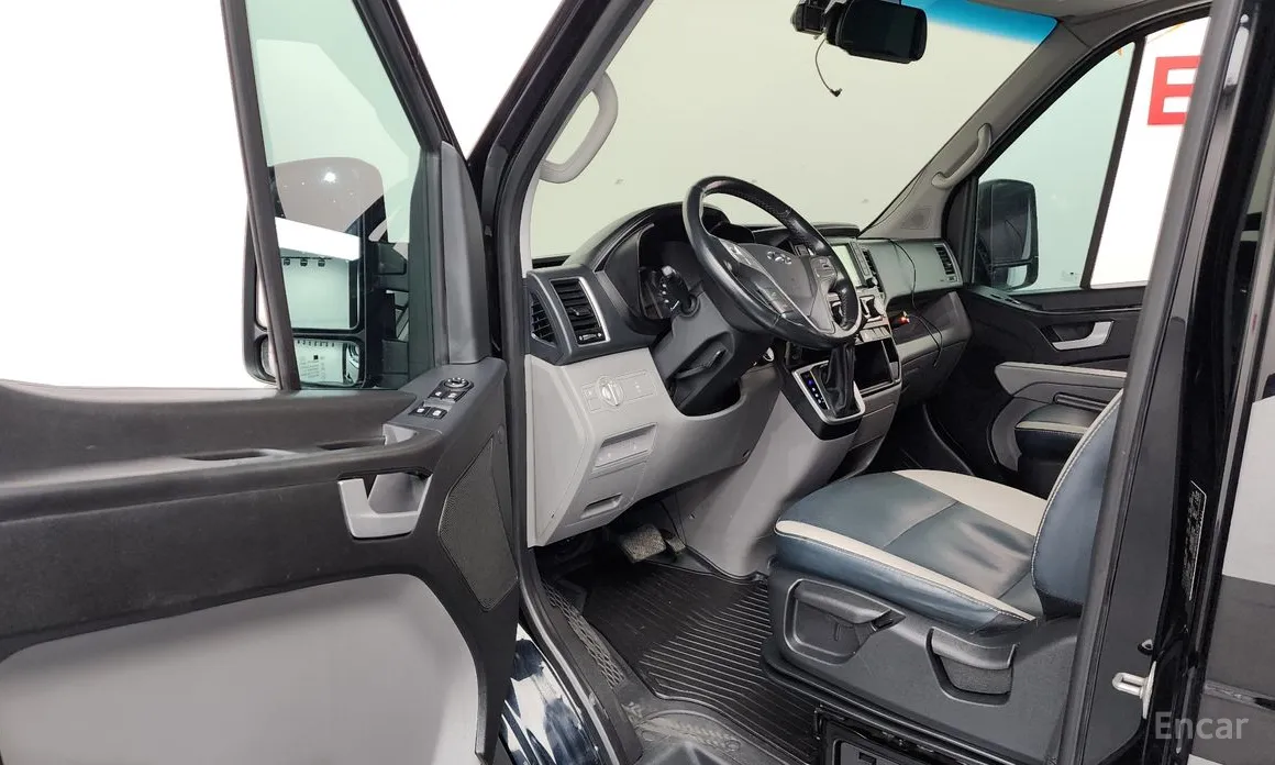 Фото 10 - Hyundai Solati